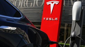 Almanya’dan Tesla için sevindiren haber: İzin verildi